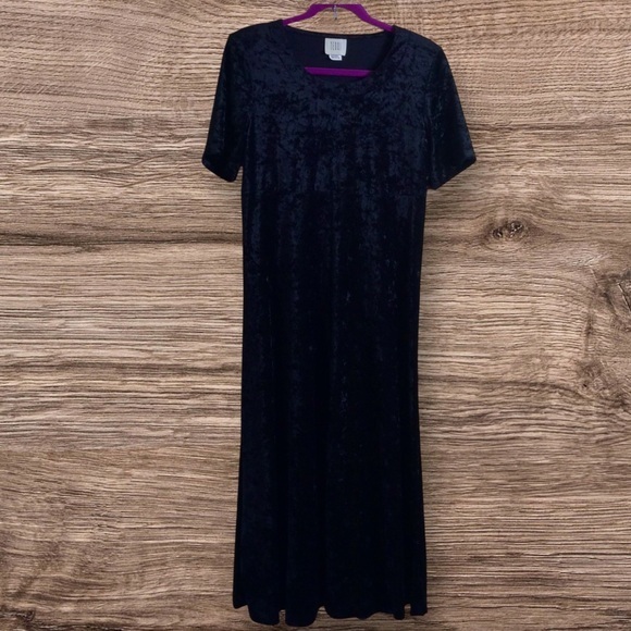 Vintage Dresses & Skirts - Vintage 90s Teddi black velvet maxi dress. Medium
